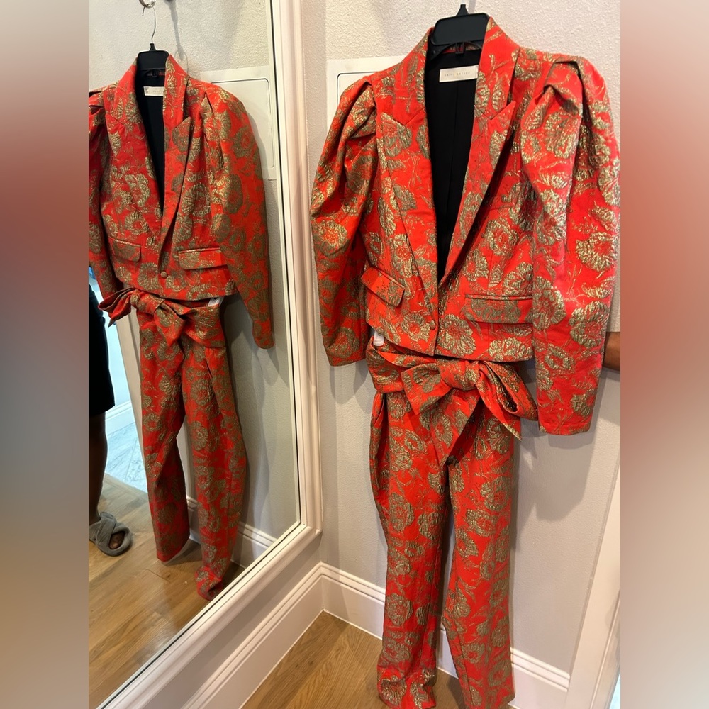 Two piece set